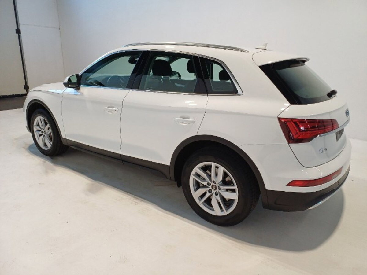 Audi Q5 35 TDI S tronic Business Advanced (4)