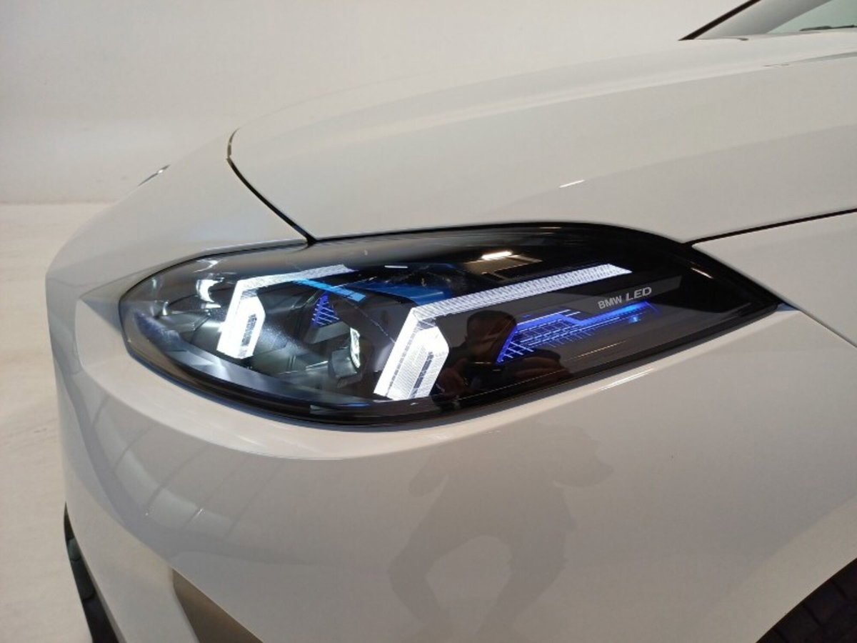 BMW Serie 1 118d MSport Pro auto (9)