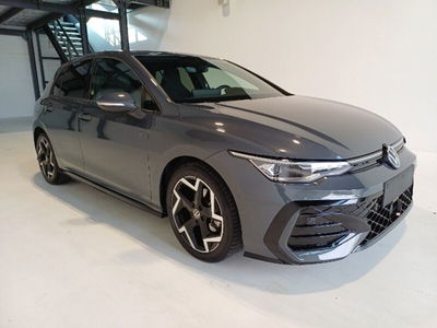 Volkswagen Golf 2.0 TDI 150 CV DSG SCR R-Line usata