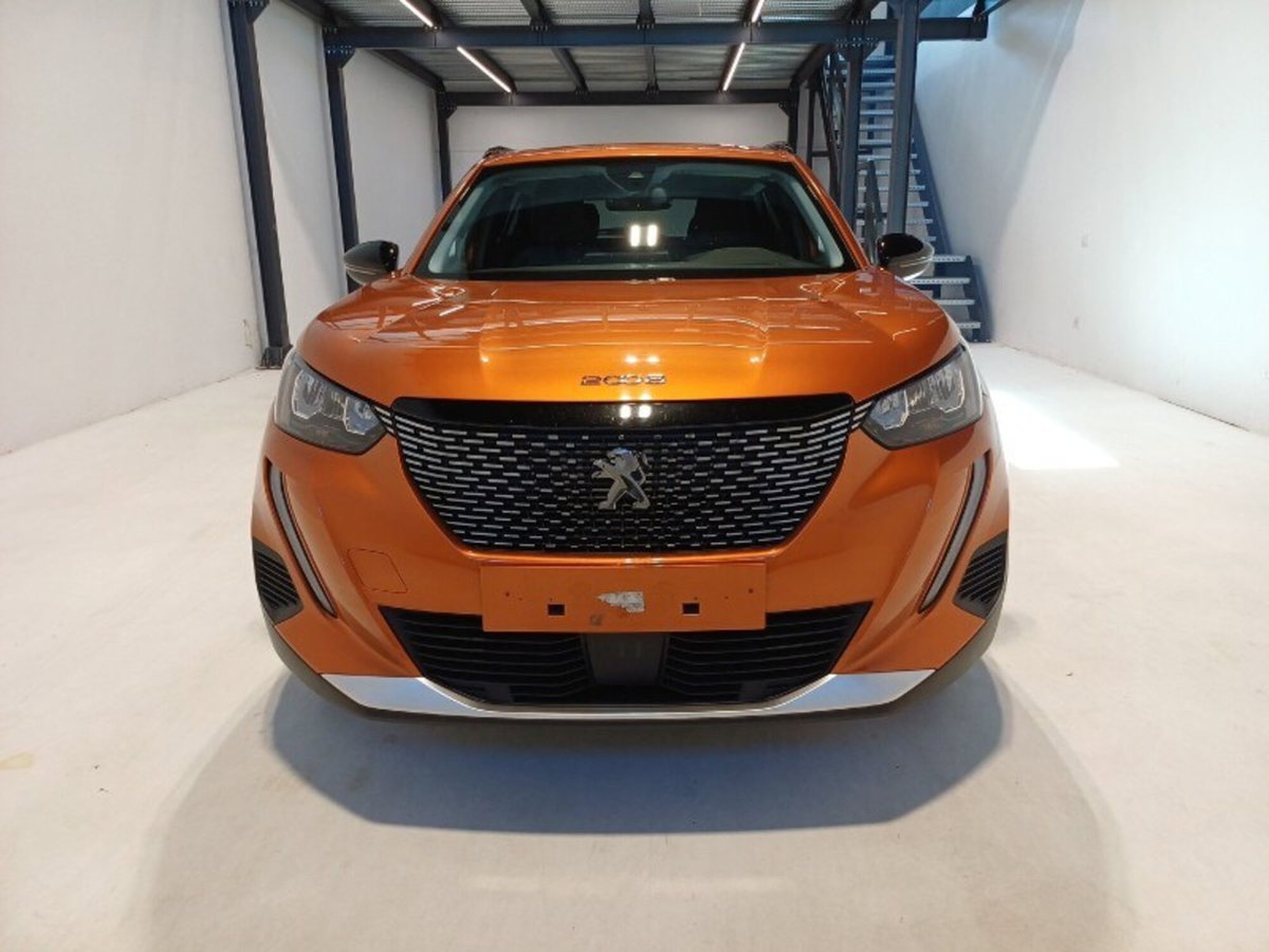 Peugeot 2008 BlueHDi 110 S&S Allure Pack (2)
