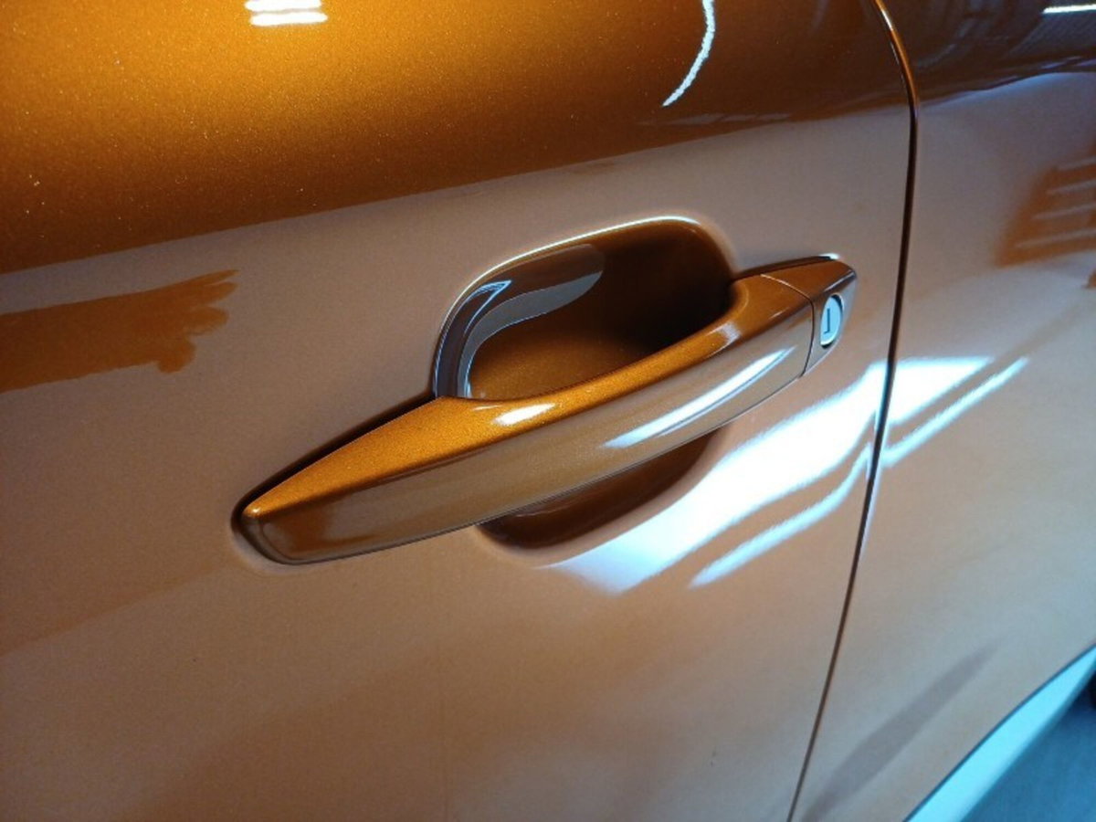Peugeot 2008 BlueHDi 110 S&S Allure Pack (8)