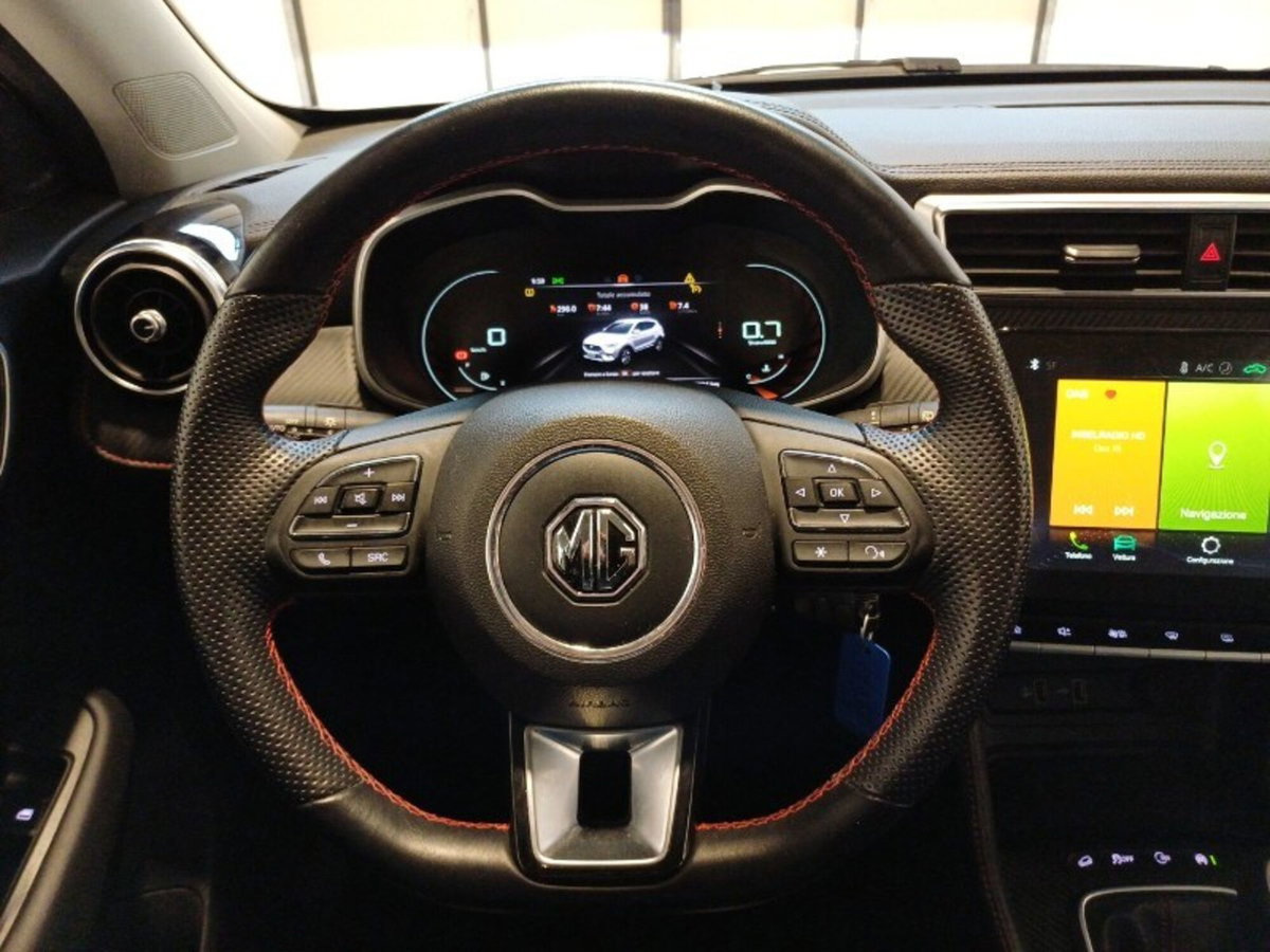 Mg ZS ZS 1.5 Luxury (16)