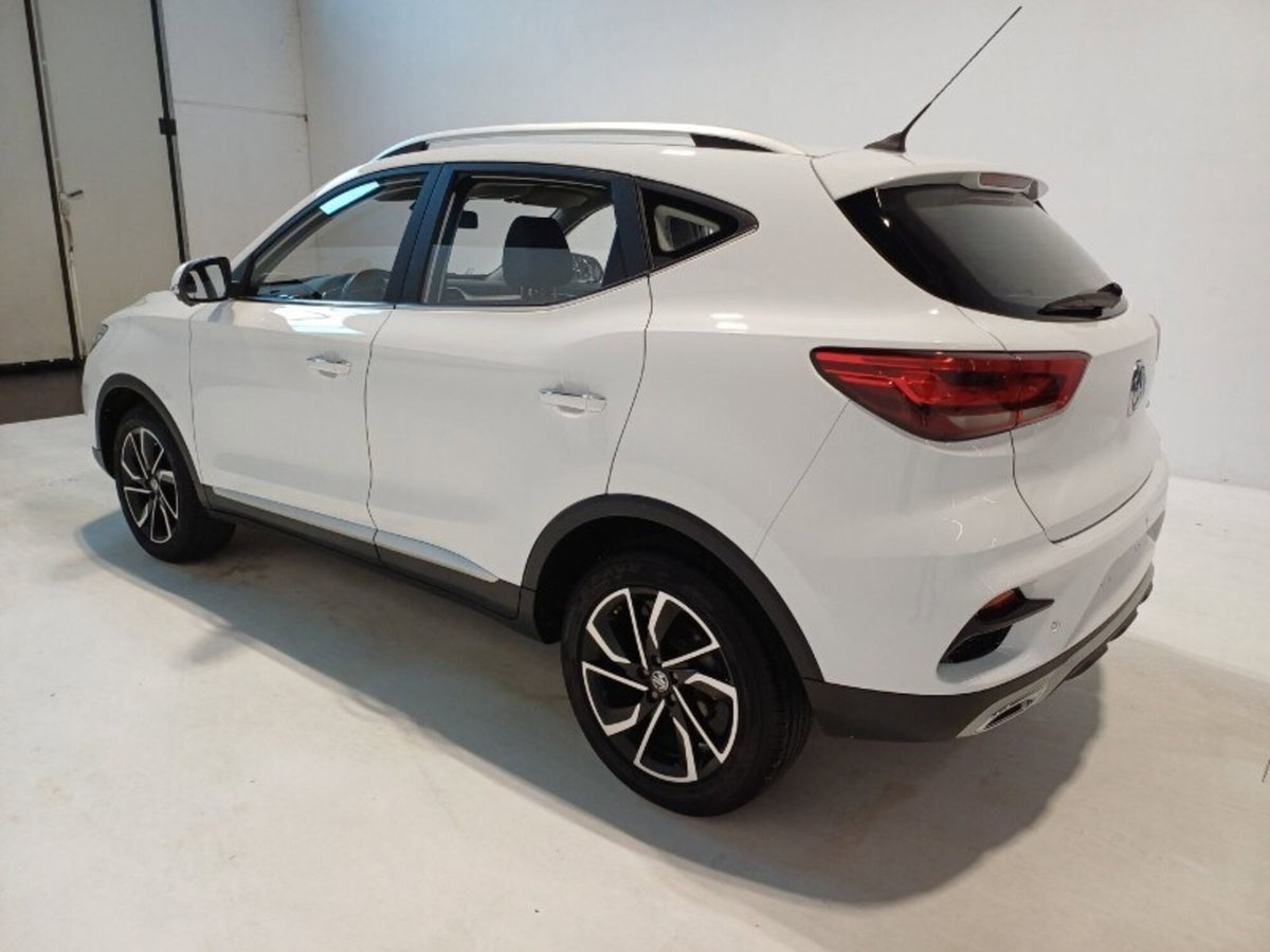 Mg ZS ZS 1.5 Luxury (4)