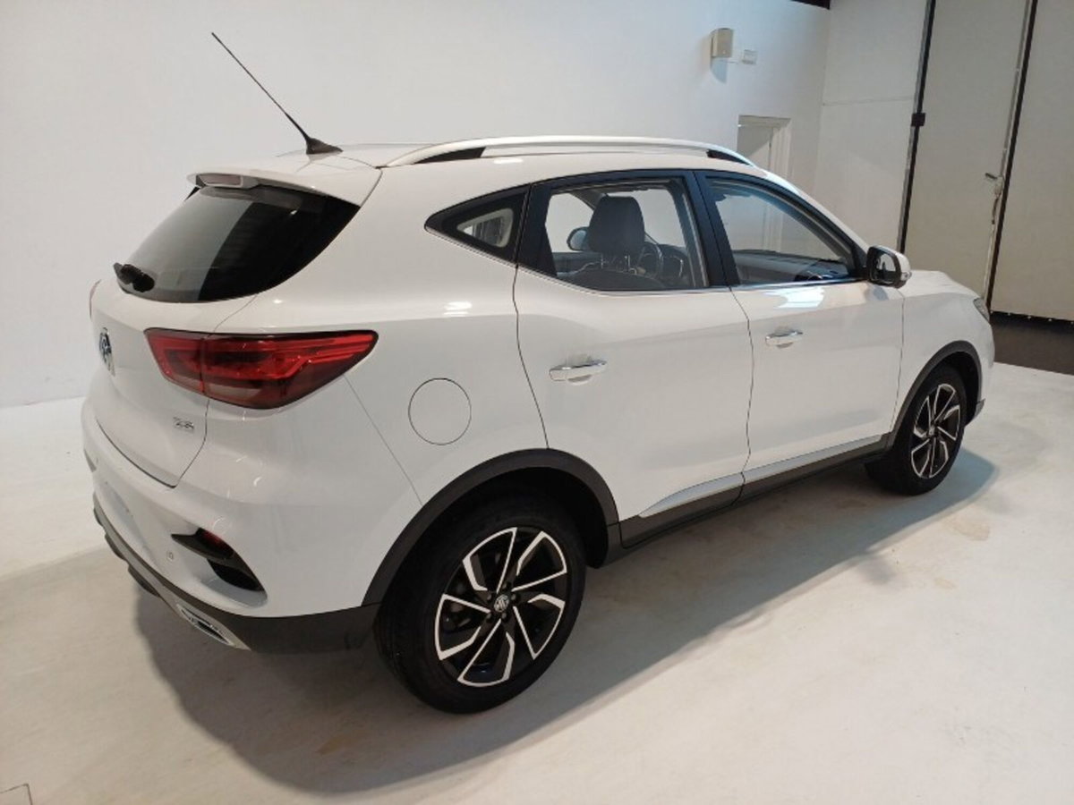 Mg ZS ZS 1.5 Luxury (6)