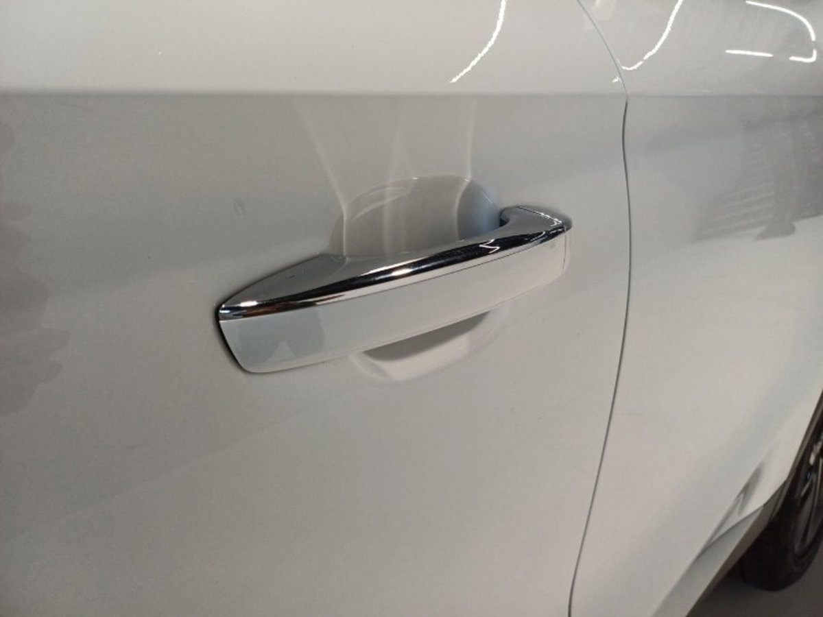 Mg ZS ZS 1.5 Luxury (8)