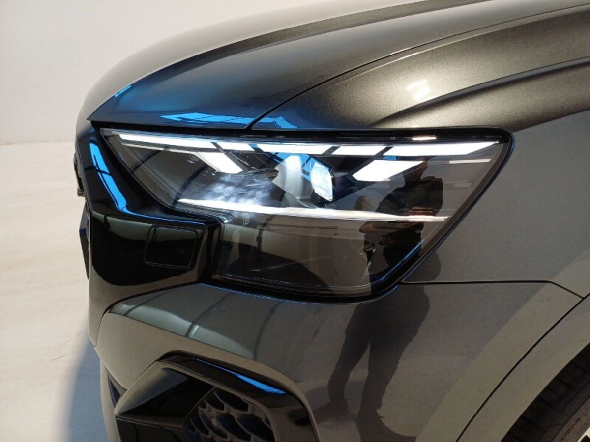 Audi Q8 3.0 tdi mhev S line edition quattro 286cv tiptronic (11)