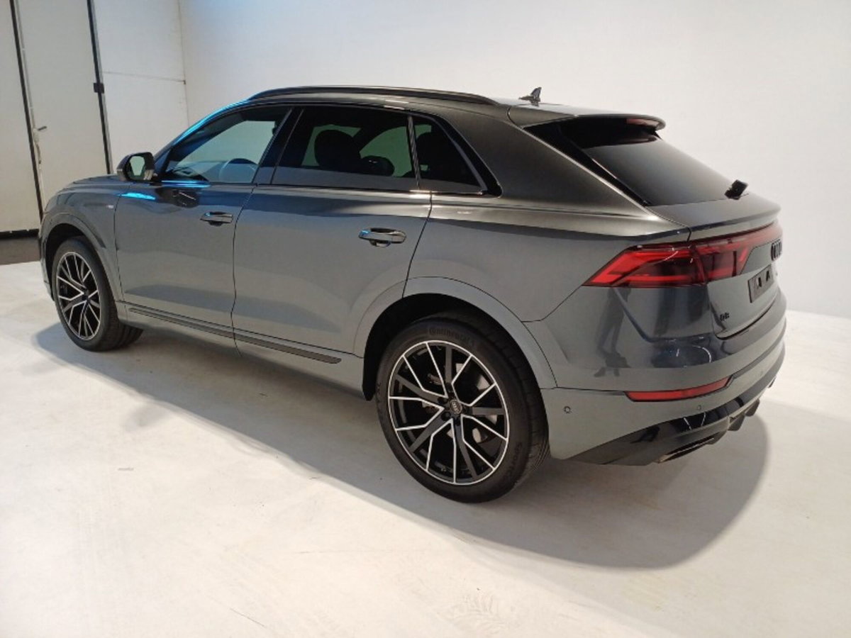 Audi Q8 3.0 tdi mhev S line edition quattro 286cv tiptronic (4)