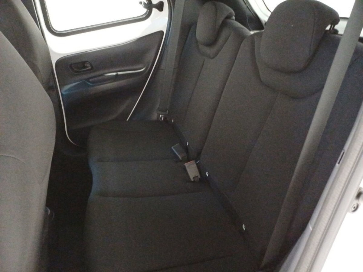 Toyota Aygo X 1.0 VVT-i 72 CV 5 porte Limited Air (20)