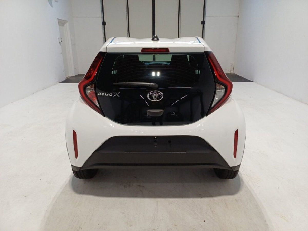 Toyota Aygo X 1.0 VVT-i 72 CV 5 porte Limited Air (5)