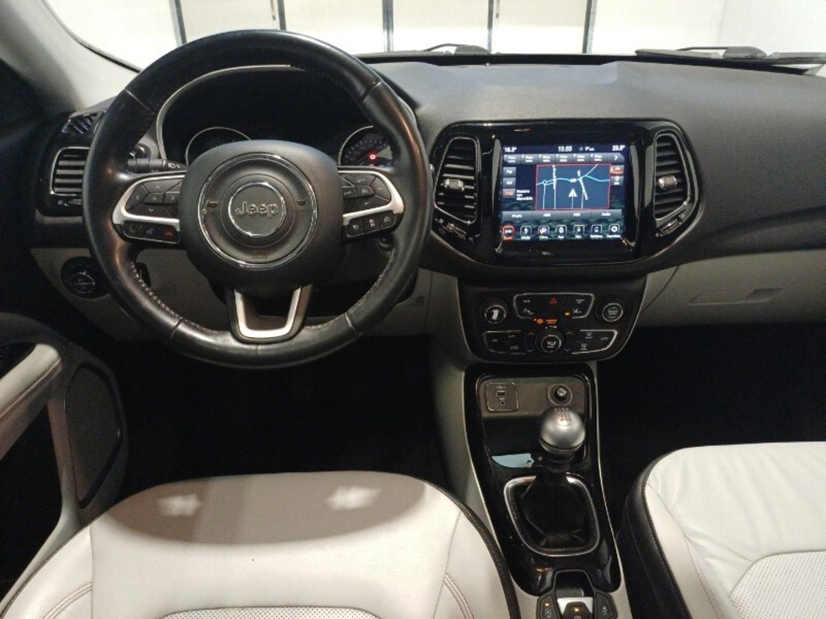 Jeep Compass 1.6 Multijet II 2WD Limited (13)