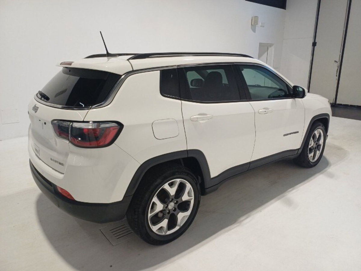 Jeep Compass 1.6 Multijet II 2WD Limited (6)