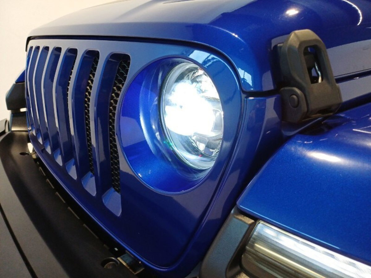 Jeep Wrangler 2.2 Mjt II Sahara (10)