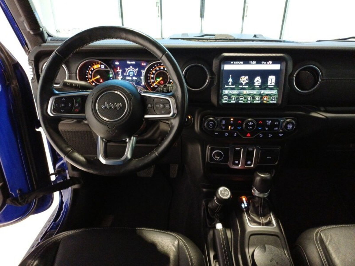 Jeep Wrangler 2.2 Mjt II Sahara (14)