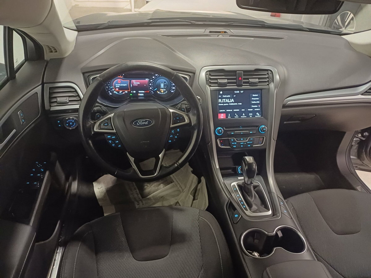 Ford Mondeo Station Wagon 2.0 EcoBlue 150 CV S&S aut. SW Titanium Business (17)