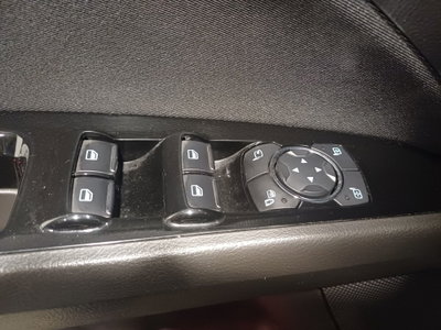 Ford Mondeo Station Wagon 2.0 EcoBlue 150 CV S&S aut. SW Titanium Business (9)