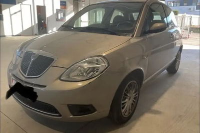 Lancia Ypsilon 1.2 Versus usata