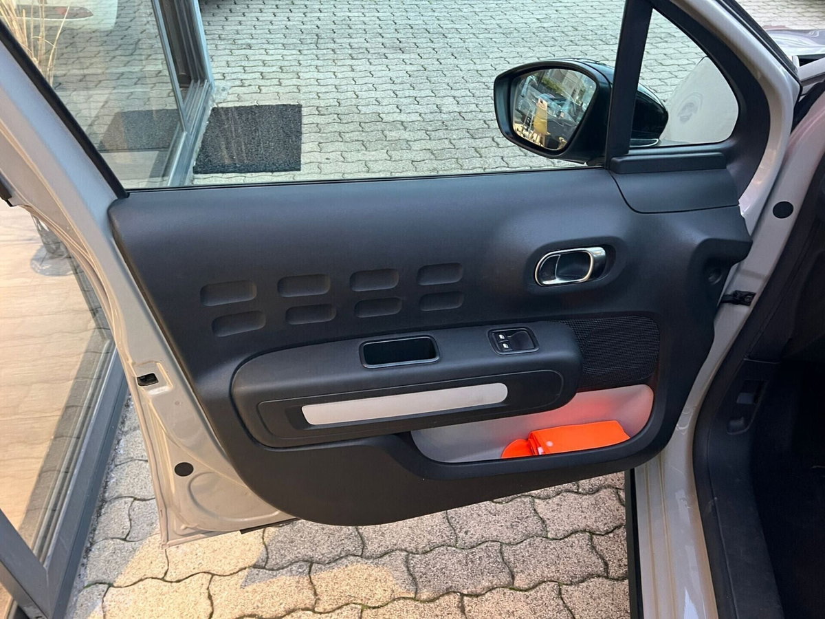 Citroen C3 BlueHDi 100 S&S C-Series (6)