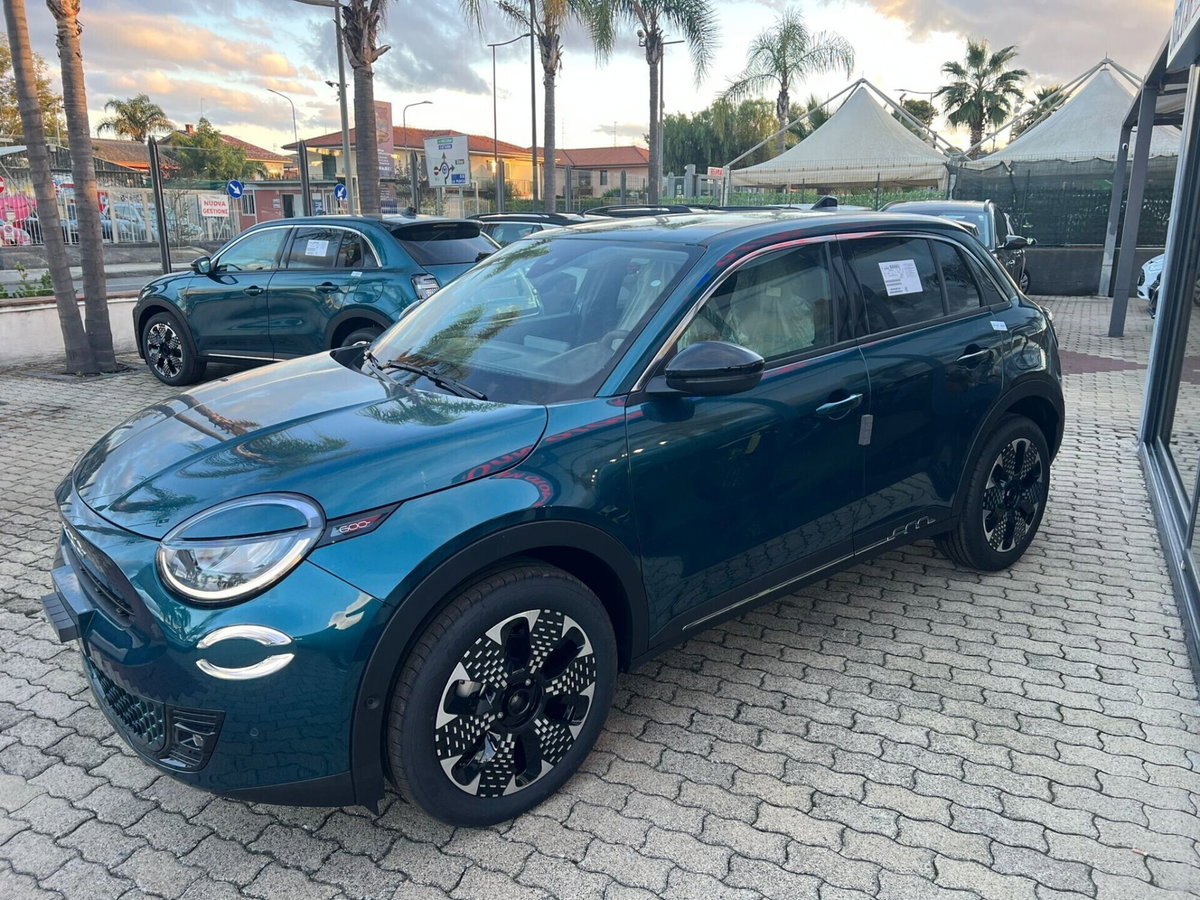 Fiat 600 1.2 hybrid La Prima II 110cv auto (2)