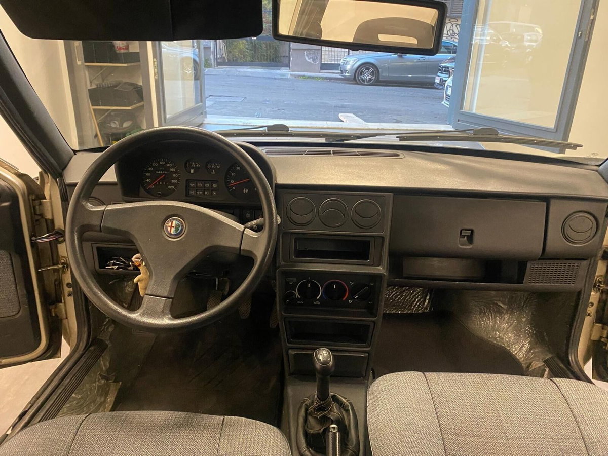 Alfa Romeo 33 1.3 (11)