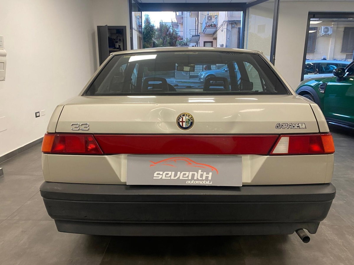 Alfa Romeo 33 1.3 (5)