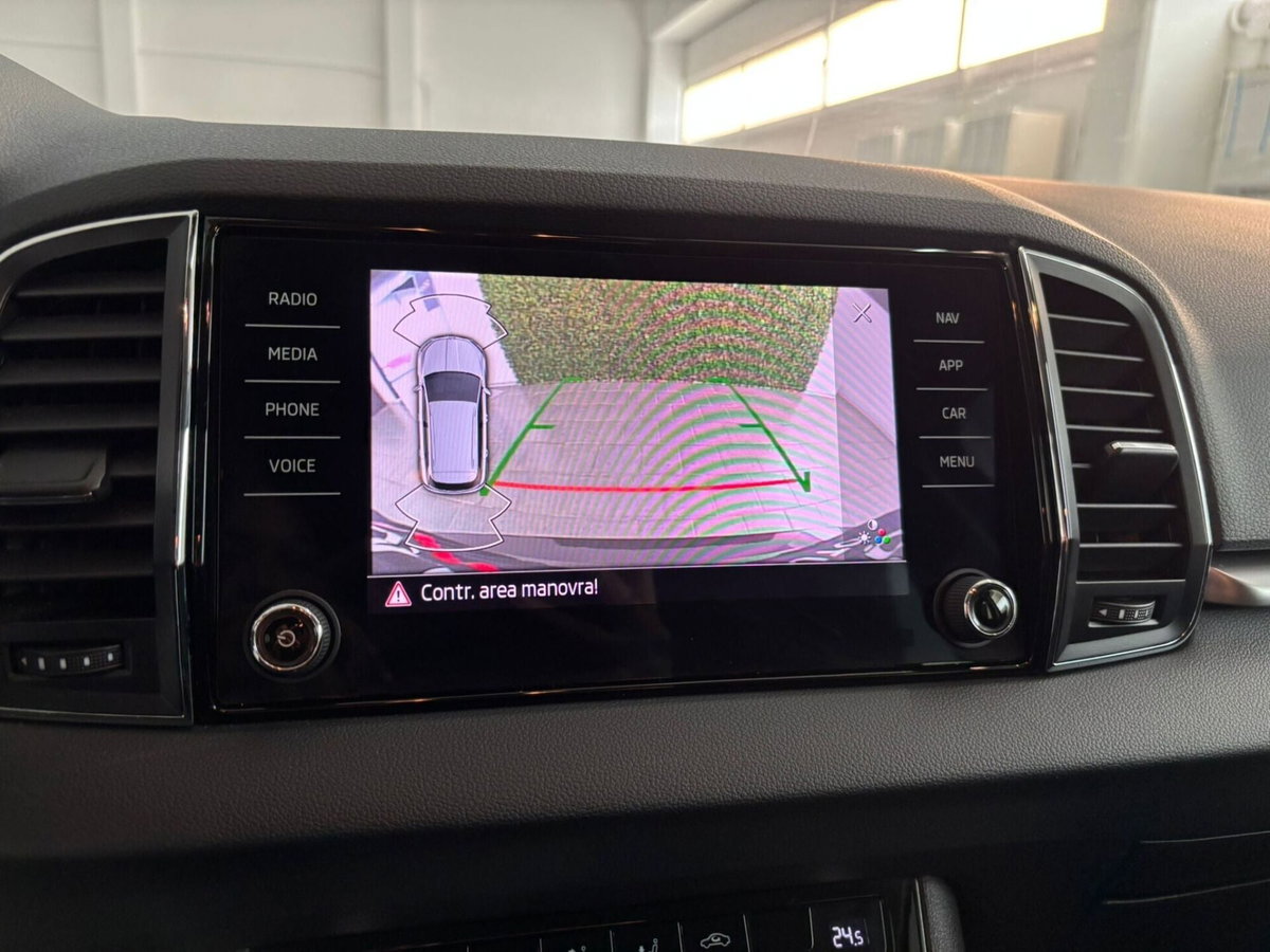 Skoda Karoq 2.0 TDI EVO SCR 115 CV DSG Style (16)