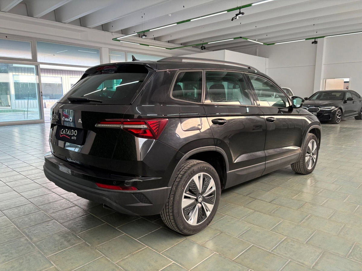Skoda Karoq 2.0 TDI EVO SCR 115 CV DSG Style (5)