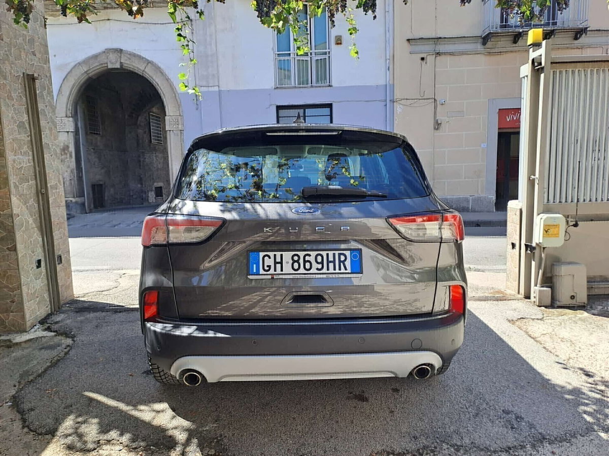 Ford Kuga 1.5 EcoBlue 120 CV 2WD Titanium (15)