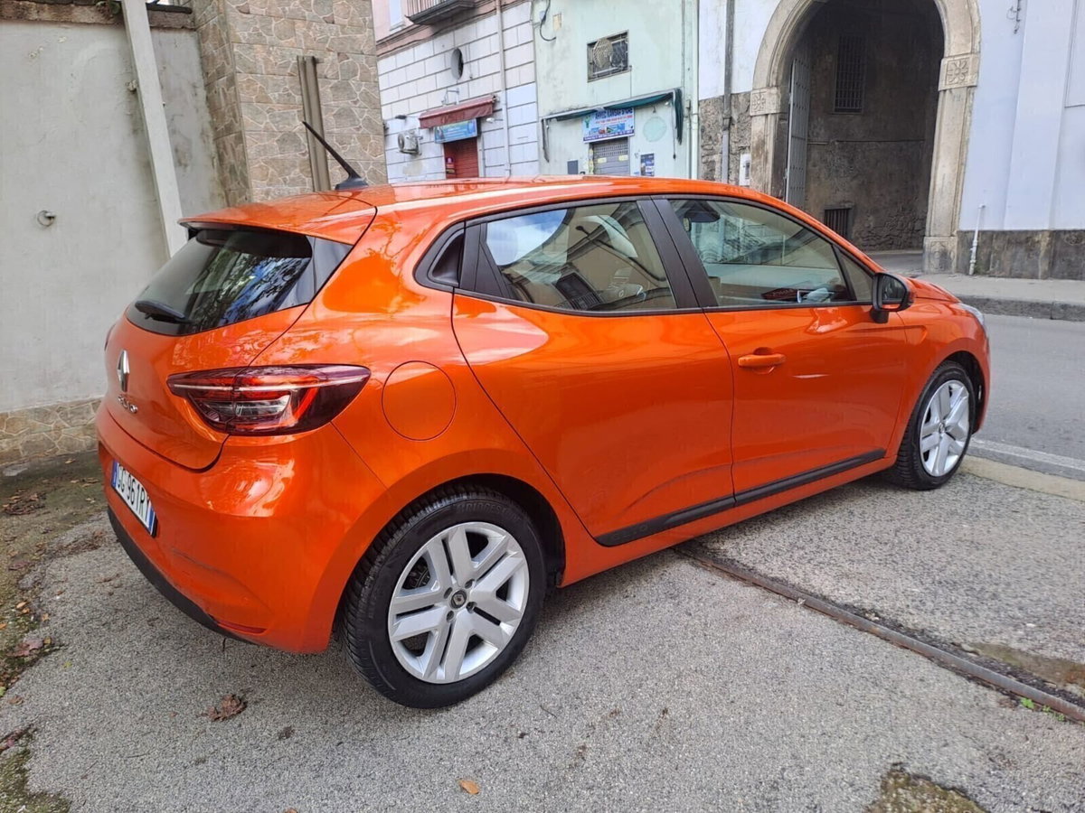 Renault Clio TCe 90 CV 5 porte Zen (10)