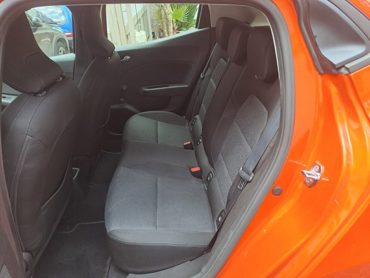 Renault Clio TCe 90 CV 5 porte Zen (15)