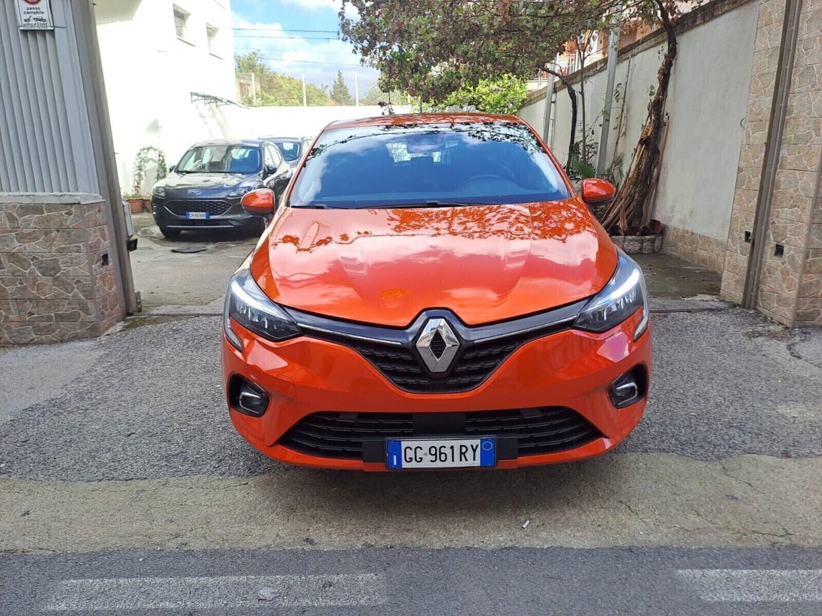 Renault Clio TCe 90 CV 5 porte Zen (3)