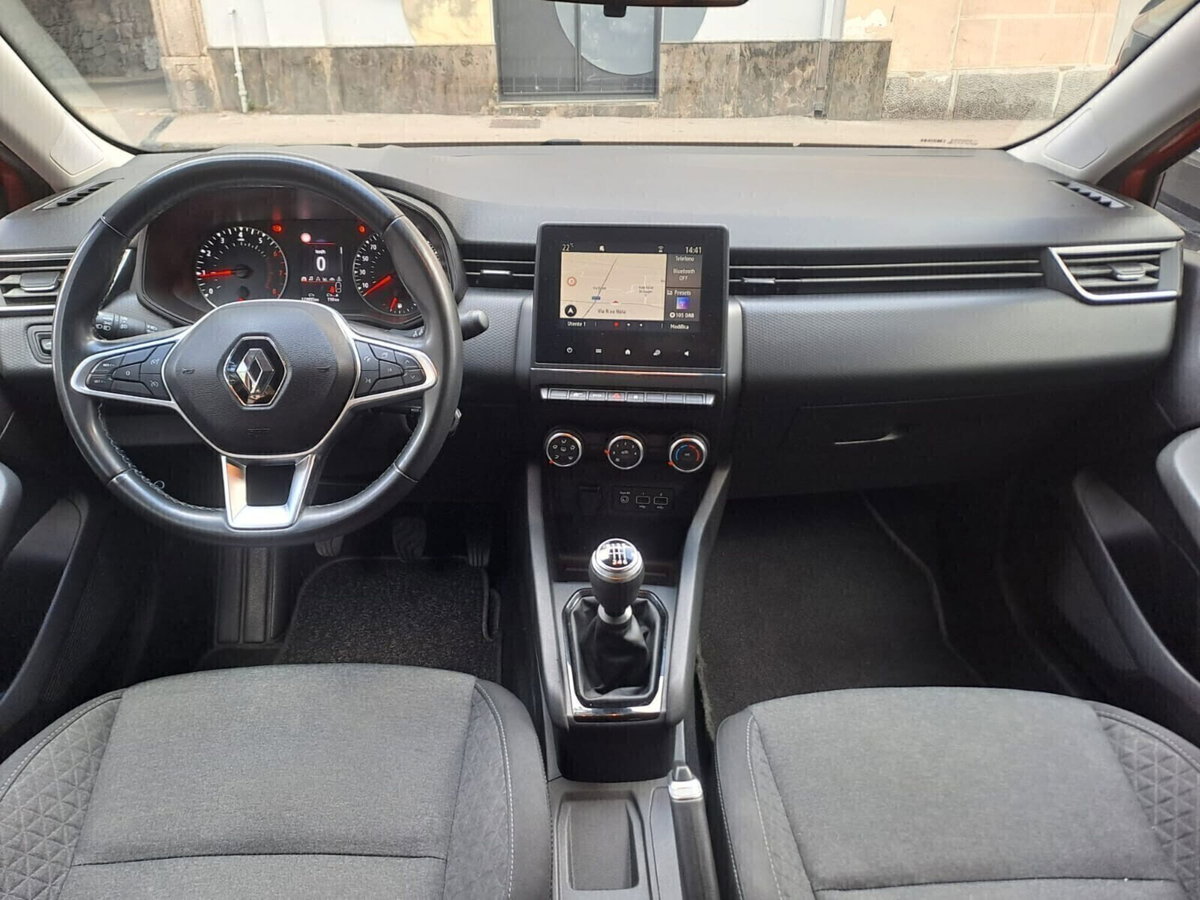 Renault Clio TCe 90 CV 5 porte Zen (7)