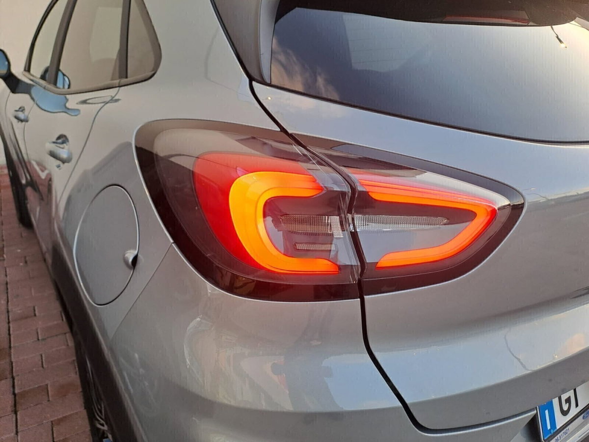 Ford Puma 1.0 EcoBoost Hybrid 125 CV S&S aut. Titanium Design (16)