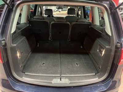 Volkswagen Sharan 2.0 TDI DSG Highline BlueMotion Technology (14)