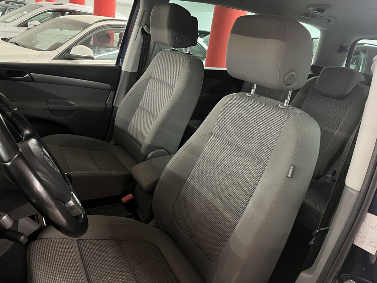 Volkswagen Sharan 2.0 TDI DSG Highline BlueMotion Technology (8)