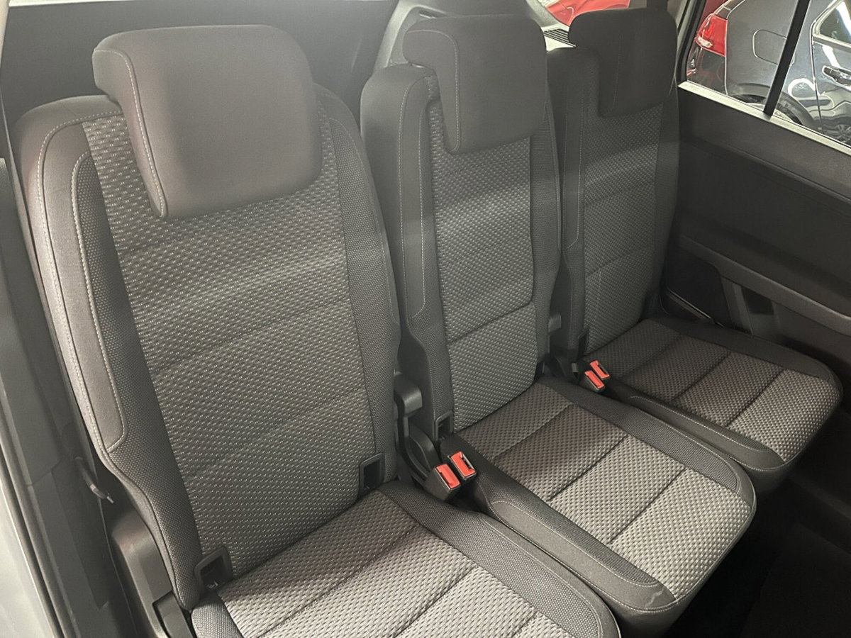 Volkswagen Touran 2.0 TDI 115 CV DSG Business BlueMotion Technology (10)