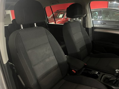 Volkswagen Touran 2.0 TDI 115 CV DSG Business BlueMotion Technology (9)