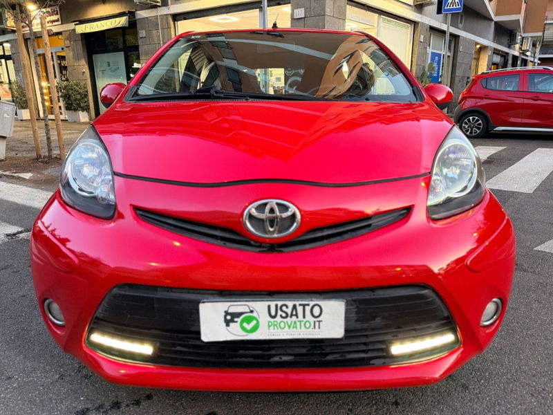 Toyota Aygo 1.0 12V VVT-i 5 porte Lounge Connect