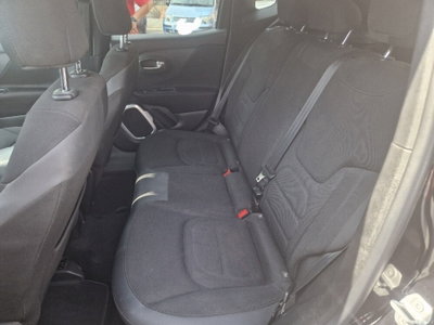 Jeep Renegade 1.6 Mjt 120 CV Limited (6)