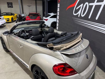 Volkswagen Maggiolino Cabrio 2.0 TDI Sport (7)