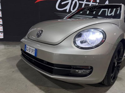 Volkswagen Maggiolino Cabrio 2.0 TDI Sport (9)