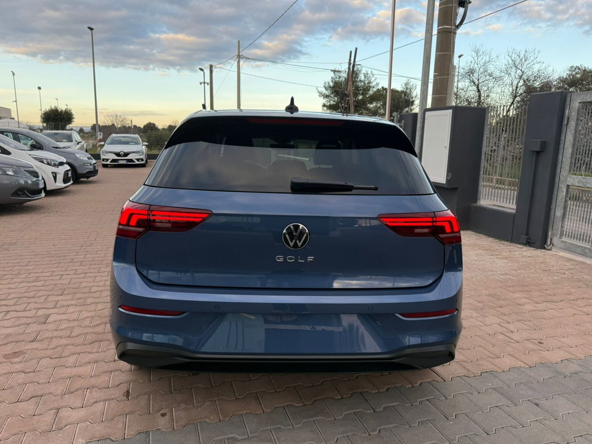 Volkswagen Golf 2.0 TDI 150 CV DSG SCR Life (5)