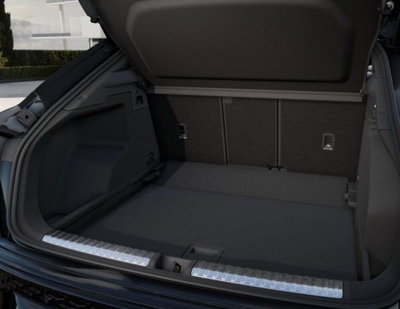 Audi Q3 Sportback 35 TDI quattro S tronic S line edition (9)