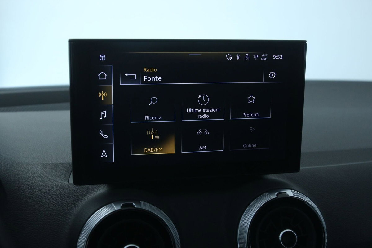 Audi Q2 Q2 35 TDI quattro S tronic S line Edition (16)
