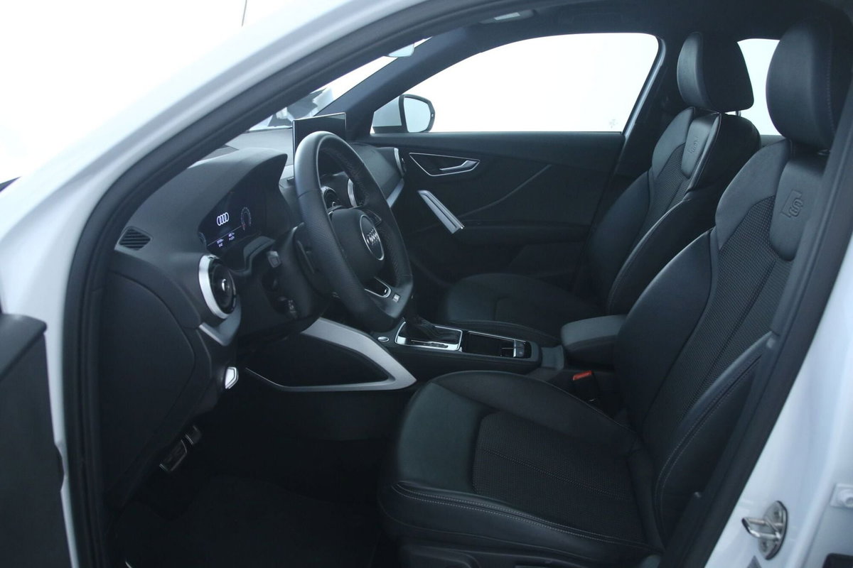 Audi Q2 Q2 35 TDI quattro S tronic S line Edition (7)