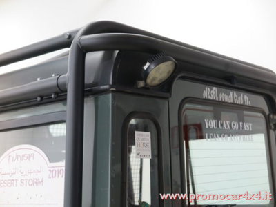 Land Rover Defender 110 2.4 TD4 Station Wagon E (6)