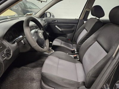 Volkswagen Golf 1.9 TDI/130 CV cat 5p. H.line (6)
