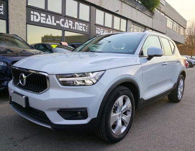 Volvo XC40 T3 Geartronic Momentum usata