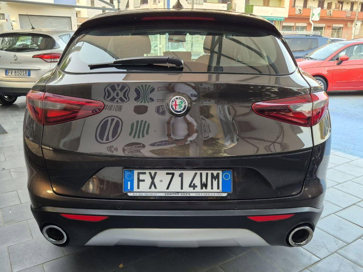 Alfa Romeo Stelvio Stelvio 2.2 Turbodiesel 190 CV AT8 Q4 Super Business (11)