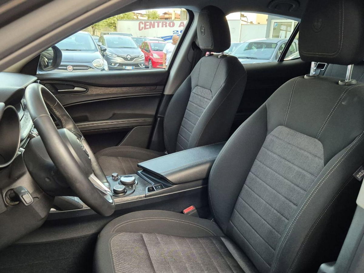 Alfa Romeo Stelvio Stelvio 2.2 Turbodiesel 190 CV AT8 Q4 Super Business (13)