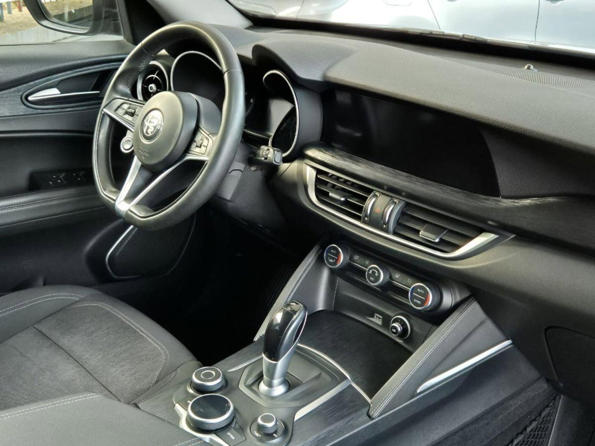 Alfa Romeo Stelvio Stelvio 2.2 Turbodiesel 190 CV AT8 Q4 Super Business (2)